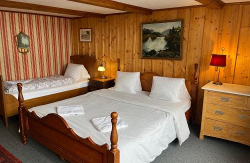 Gimmelwald House | Pension Gimmelwald