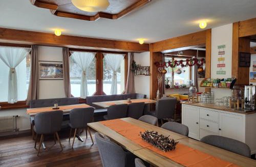 Saas Grund House | Pension Heino
