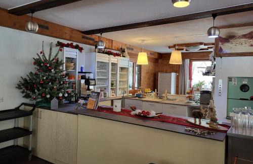 Saas Grund House | Pension Heino