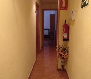 Zaragoza Centro Hostel | PENSION MIRAFLORES