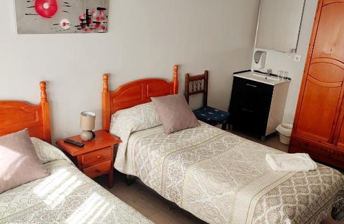 Burgos House | PENSIÓN PESQUERO