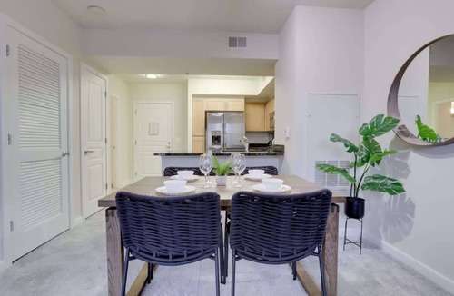 Aurora Highlands Apartment | Pentagon City Apt Near DCA