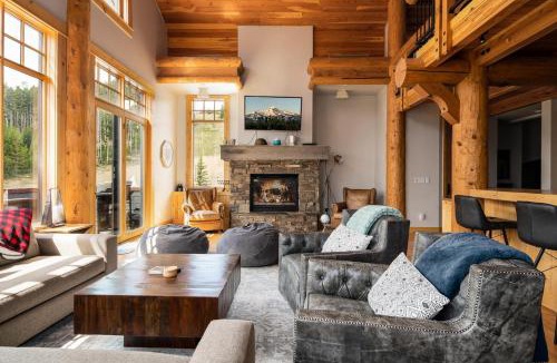 Saddle Ridge Cabin | Penthouse 1 by Moonlight Basin Lodging