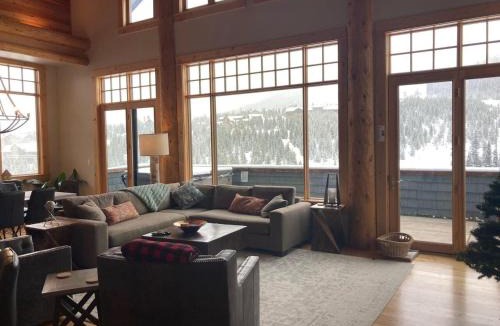 Saddle Ridge Cabin | Penthouse 1 by Moonlight Basin Lodging