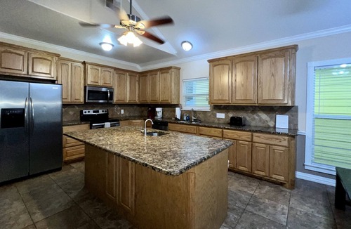 New Braunfels House | 'Penthouse' #1- right on the water, with direct private river access.