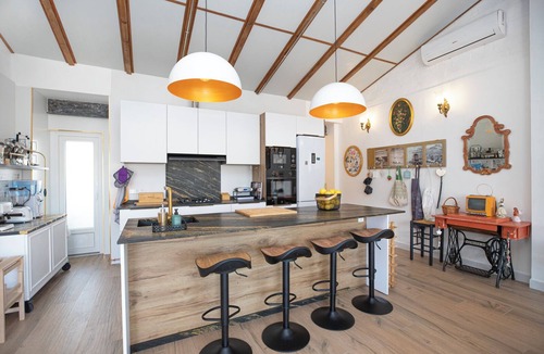 Sant Blai House | Penthouse 3 bed in centre Alicante.