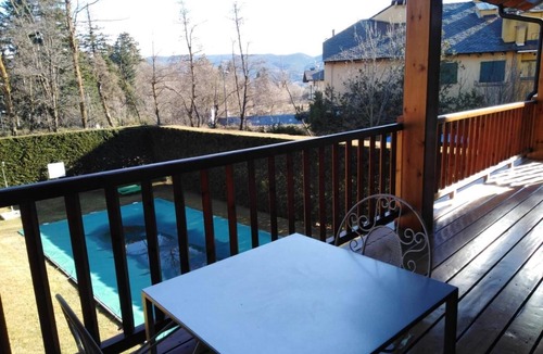Puigcerda Apartment | Penthouse 3 rooms Fireplace, Pool, Terrace & Wi-Fi