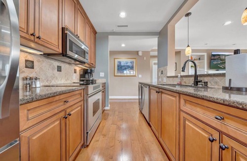 Westlake Corner Condo | Penthouse 4BR 3BA waterfront at Bridgewater w/pool