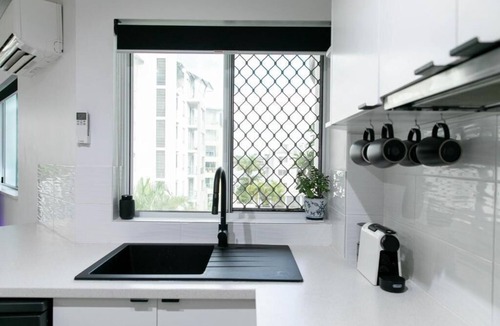 Mooloolaba Villa | Penthouse Apartment in Mooloolaba | Pet Friendly