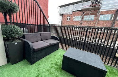 Whitechapel Apartment | Penthouse Apartment - FT5