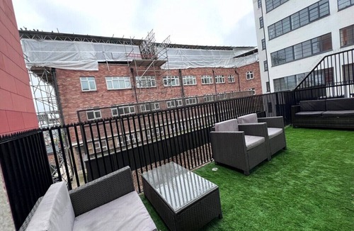 Whitechapel Apartment | Penthouse Apartment - FT5