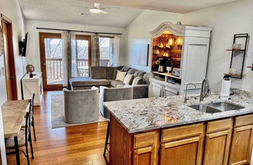 Notch Estates Condo | Penthouse at Notch (First Responder Owner)