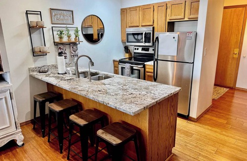 Notch Estates Condo | Penthouse at Notch (First Responder Owner)