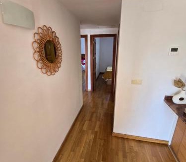 Barig Apartment | Penthouse avec vue montagne proche de la mer a 15km