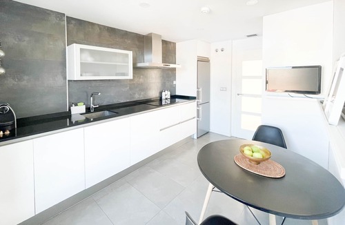 Barrio de Jesus Apartment | Penthouse best views of Pilar jacuzzi and garage