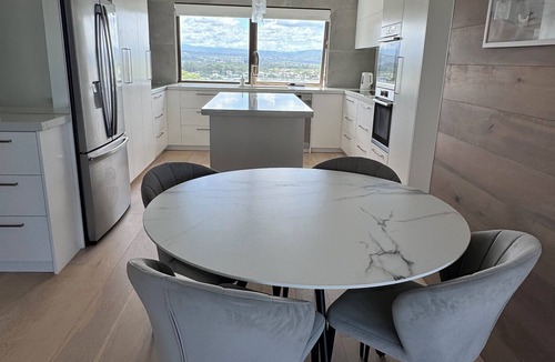 Burleigh Heads Apartment | PENTHOUSE BURLEIGH HEADS