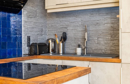 Pointe Croisette Apartment | Penthouse Duplex with Rooftop Terrace