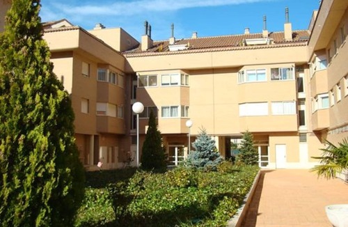 Santa Marta de Tormes Apartment | Penthouse with Three Bedrooms, Terraces and Swimming Pool