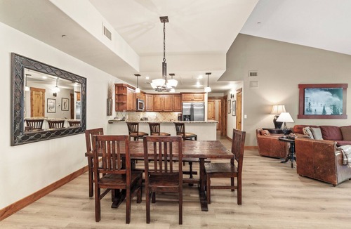 Steamboat Springs Condo | Penthouse Level + A/C! - Covered Deck, Outdoor Pool, Hot Tubs, Grill Area