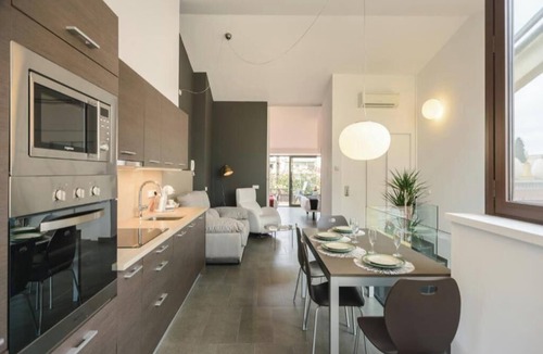 Figueres Apartment | Penthouse overlooking the Dali Museum - Serena Stays