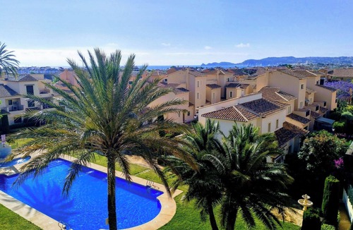 Aduanas Apartment | Penthouse - Sleeps 4 - Rooftop terrace - Pool