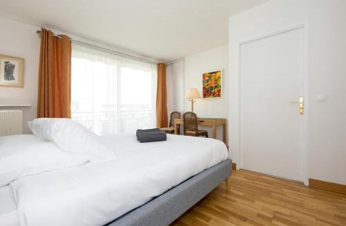 Rueil-Malmaison Apartment | Penthouse SPA 200 m