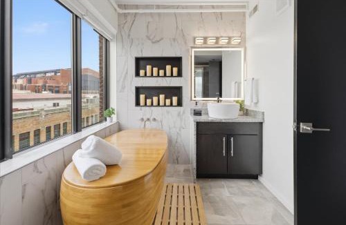 Wholesale District Apartment | Penthouse Steam Room and Elevator Entry