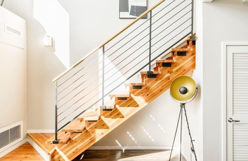 DeBaliviere Place Apartment | Penthouse Style 1bd