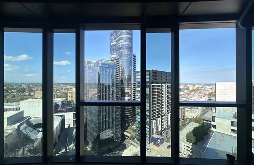 South Yarra Apartment | PENTHOUSE.Style + Scenic Views 3Bed 2Bath +Parking