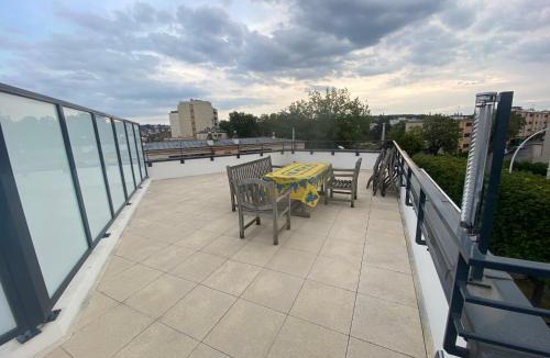 Issy-les-Moulineaux Apartment | PENTHOUSE Terrasse vue Paris 7mn Montparnasse et 5mn Porte de Versailles