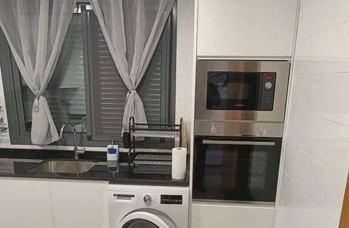Torreblanca Apartment | Penthouse w/barbaque and AC Near the beach