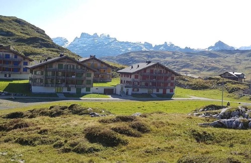 Melchsee-Frutt Apartment | Penthouse with alpine chic in an imposing mountain setting