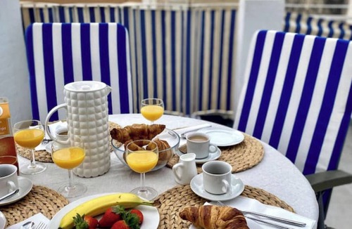 Campoamor Apartment | Penthouse with BBQ and terrace 23 m2 | king size bed