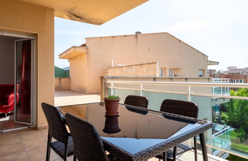 Costa Dorada Apartment | Penthouse with terrace and pool 100m beach