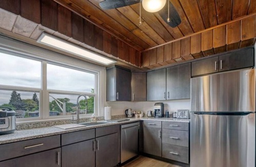 West Eugene Apartment | Penthouse with Large Private Balcony