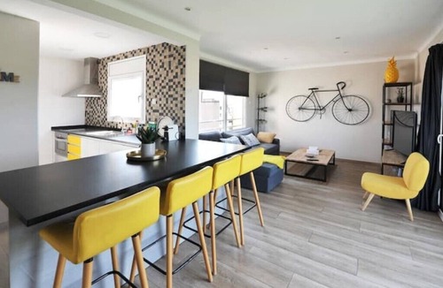 Figueres Apartment | Penthouse with Private Terrace in Front of the Dalí Museum!