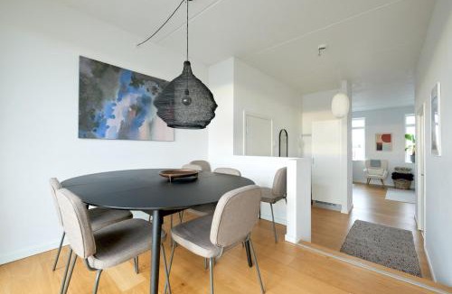 Sydhavnen Apartment | Penthouse with seaview & free parking
