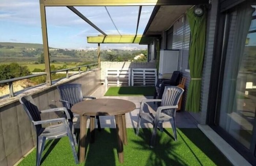 Cudon Apartment | Penthouse with terrace in Cudón