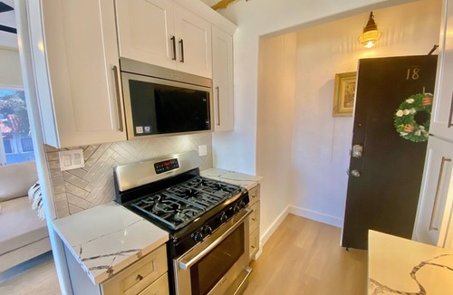 Fort MacArthur House | Penthouse with Unobstructed Views!