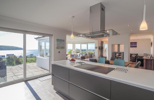 Gwbert House | Pentir Gwbert