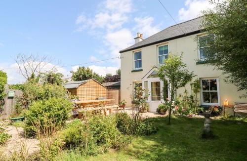 Kuggar House | Pentira