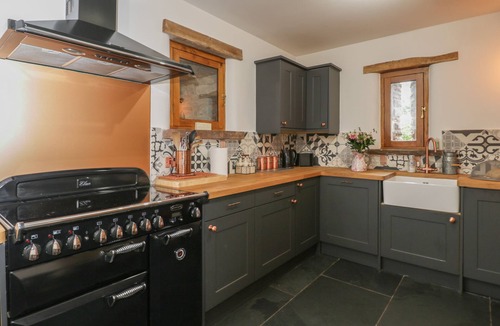 Llantilio Pertholey Cottage | Pentre Barn