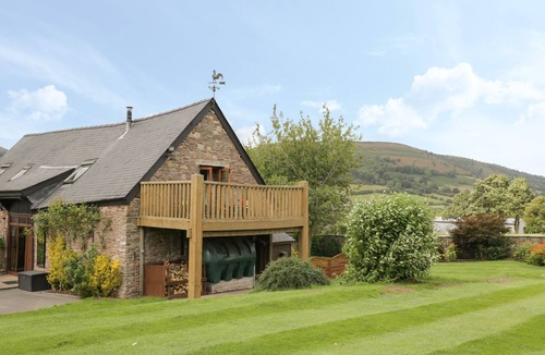 Llantilio Pertholey Cottage | Pentre Barn