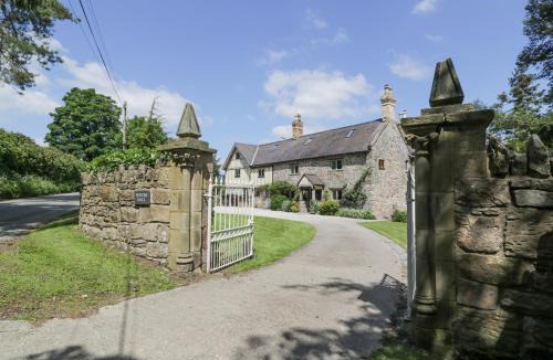 Bronygarth House | Pentre Hall