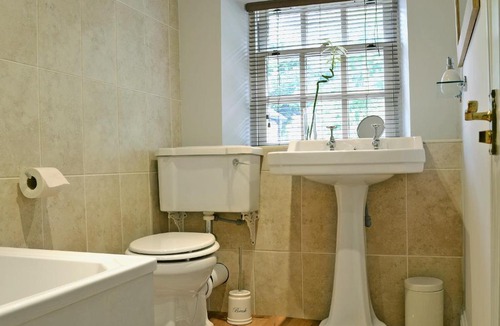 Glandyfi House | Pentre Uchaf Top Village