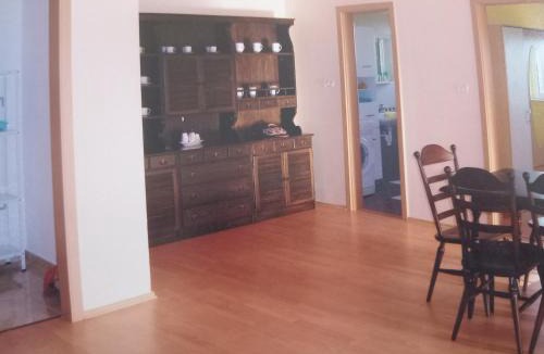 Liznjan Apartment | peny apartaman comodo e spazioso per le famiglie