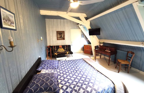 Lourdes House | Peony room on the ground floor