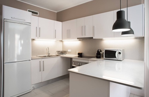 Figueres Apartment | PEP VENTURA, PEP01 - Moderno Apartamento con llave inteligente