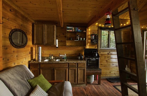 Seward Cabin | Pepper Creek Cabin at Granite Point
