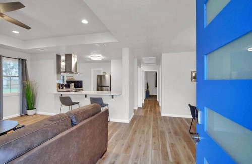 Taylor House | Peppercorn Blue in Taylor TX